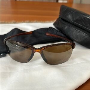 Oakley Unstoppable Sunglasses Brown